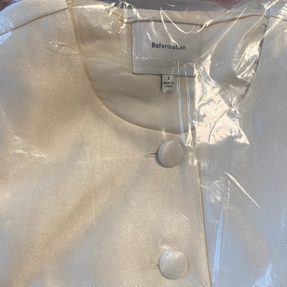 NEW Reformation Mika Two Pieces Satin Cream Set - Picture 12 of 15